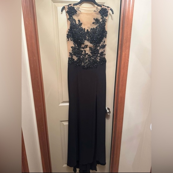 Jovani evening gown - Picture 1 of 3